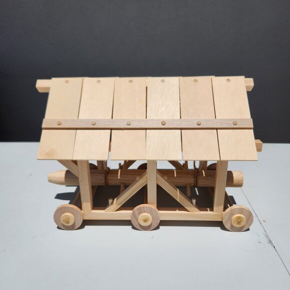 New Handcrafted Battering Ram Wooden Model History Medieval Props Social Studies - Picture 1 of 10